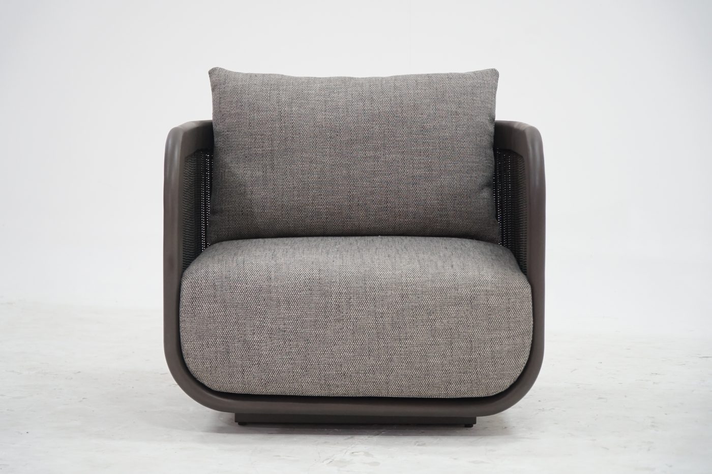 Nimbus Lounge Chair - Alumunium - Image 4